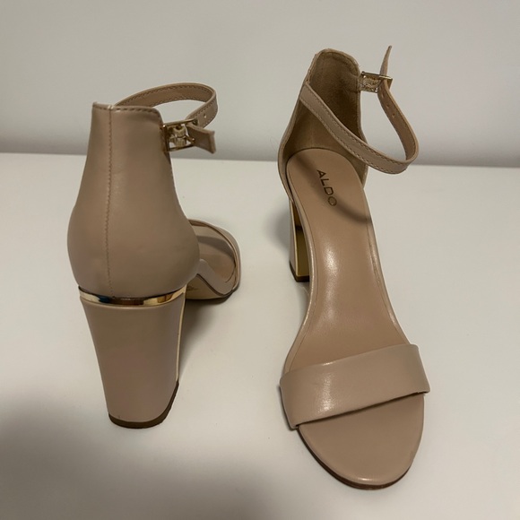 Also nude sandals 7.5 - Picture 3 of 3
